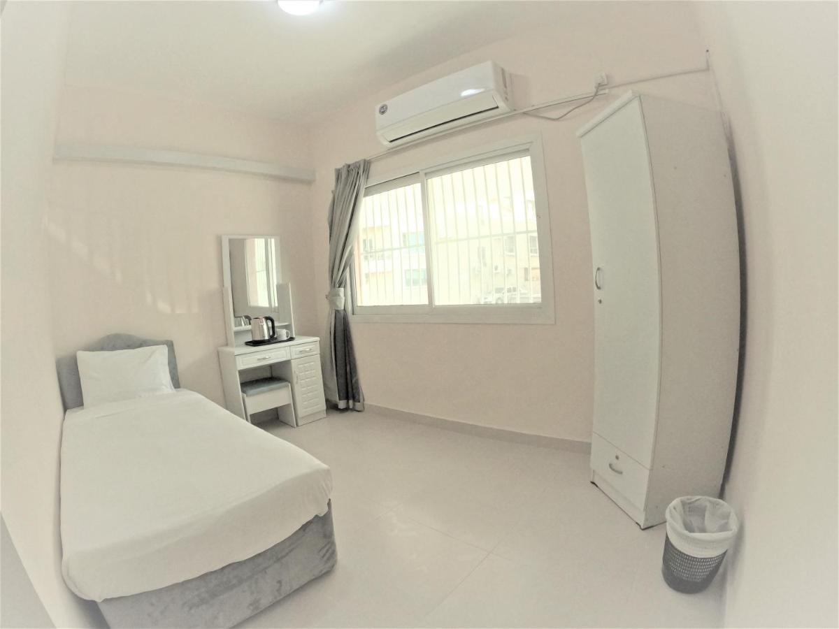 Hor Al Anz Star Residence - Home Stay Dubai Buitenkant foto